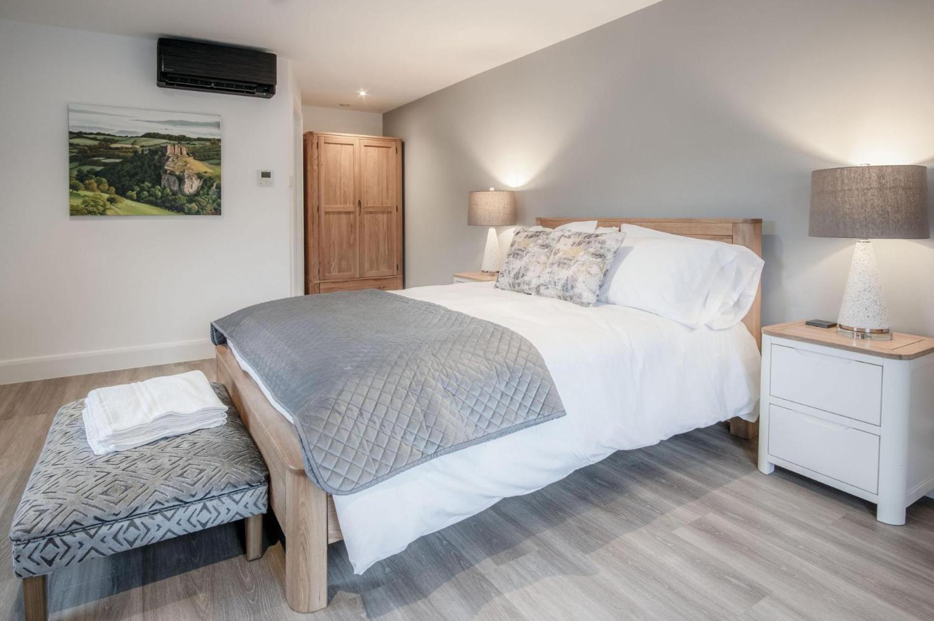 Suite 2 - Sleeping Giant Hotel - Pen Y Cae Inn Brecon Extérieur photo
